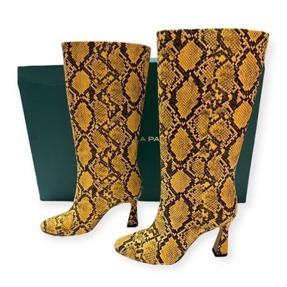 NIB Chelsea Paris Queen Boots, Yellow Snake Print, Size 37EU - Picture 5 of 15